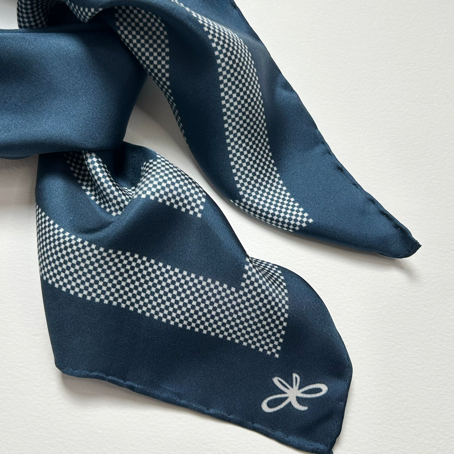 hard court silk scarf
